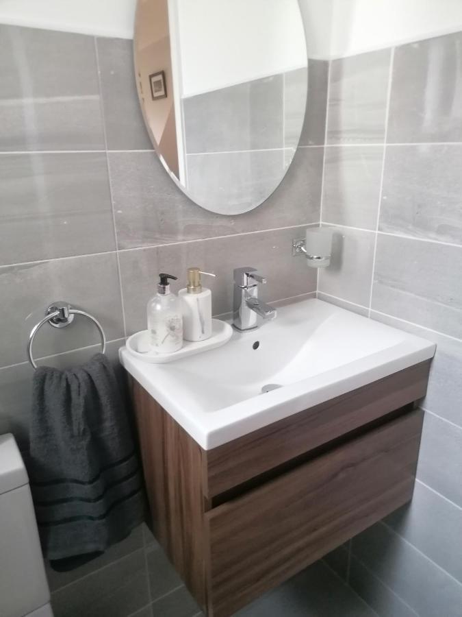 Atlantic Way Apartment 1 Breaghwy Ngoại thất bức ảnh